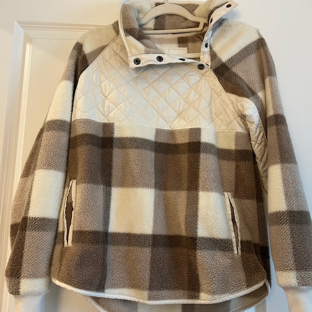 Abercrombie & Fitch fleece pullover
